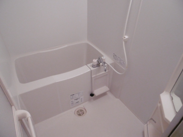 【浴室】 | メゾンルミエール