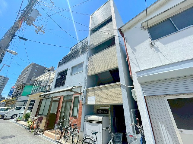 ニューカントリーハイム新高の外観