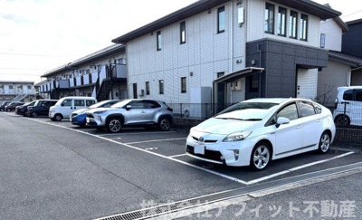 【駐車場】 | ガーデンハイム弐番館