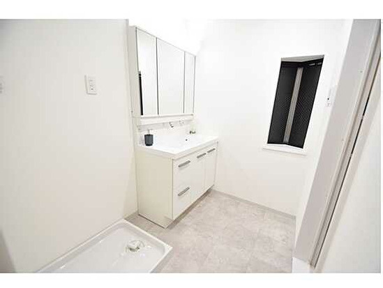 【独立洗面台】