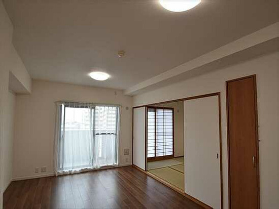 【居間・リビング】