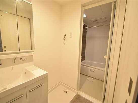 【独立洗面台】