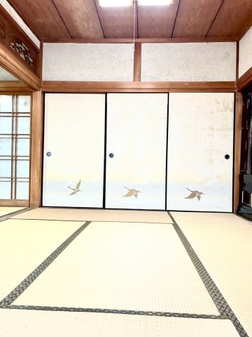 森尾　中古戸建　8DK+Sの和室