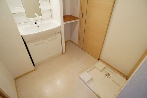 サニーレジデンスの独立洗面台