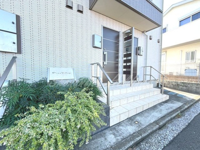 【エントランス】 | Pino Village | 綺麗なエントランス♪