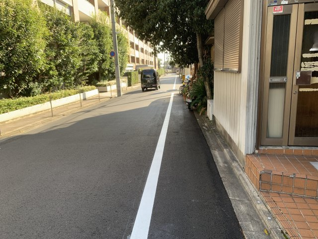 京都市北区紫野雲林院町　中古テラスハウスの前面道路含む現地写真