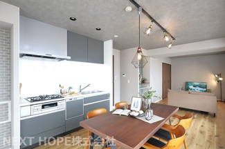 【居間・リビング】 | 藤和ライブタウン立花 | LDKは約16.6帖のゆったり空間です♪室内は令和７年9月リフォーム済み！お待たせ無しで即ご入居していただけます！！