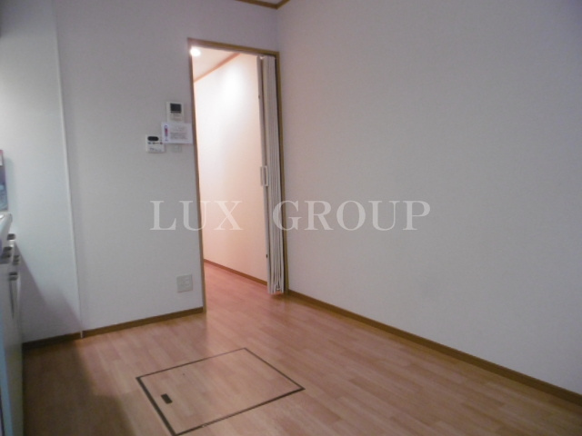 【居間・リビング】 | ルイ・トキワ