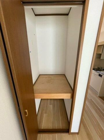 リス・デラ・バレの収納