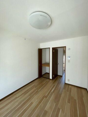 【寝室】 | リス・デラ・バレ