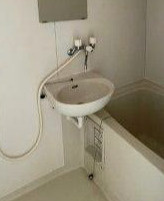 【洗面所】 | リス・デラ・バレ