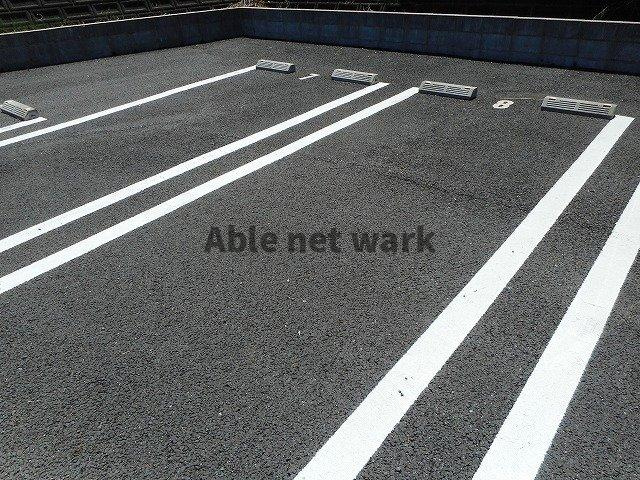 アムール下津の駐車場|駐車スペースもあります