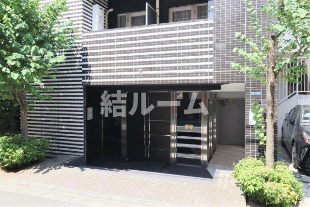 北区東十条１丁目の賃貸マンションのエントランス