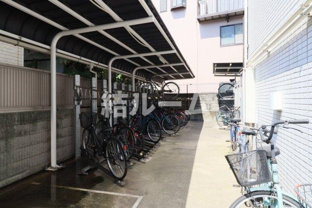 北区東十条１丁目の賃貸マンションの駐車場|駐輪場