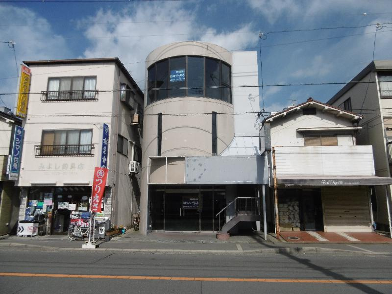 寿町倉庫