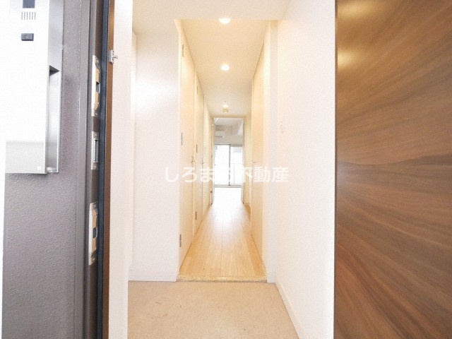 プレサンス京町堀ノースの玄関