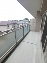 【バルコニー】
