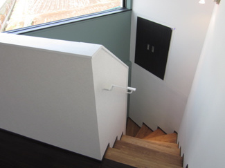 【内装】 | T.T.Studio | 地下へ続く階段です