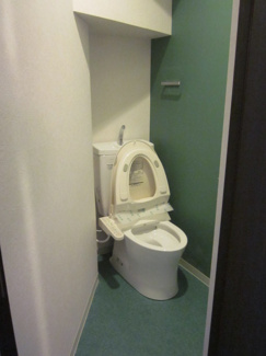 【トイレ】 | T.T.Studio | 温水洗浄便座付きです