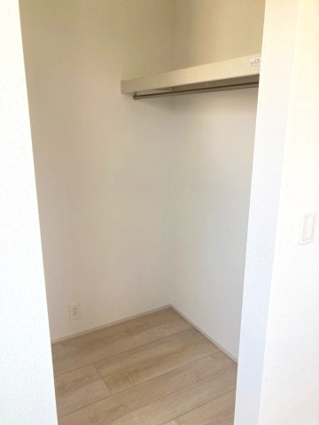 リナージュ前橋六供町1丁目01期　1号棟の収納|２階洋室1収納ウオークインクローゼットです