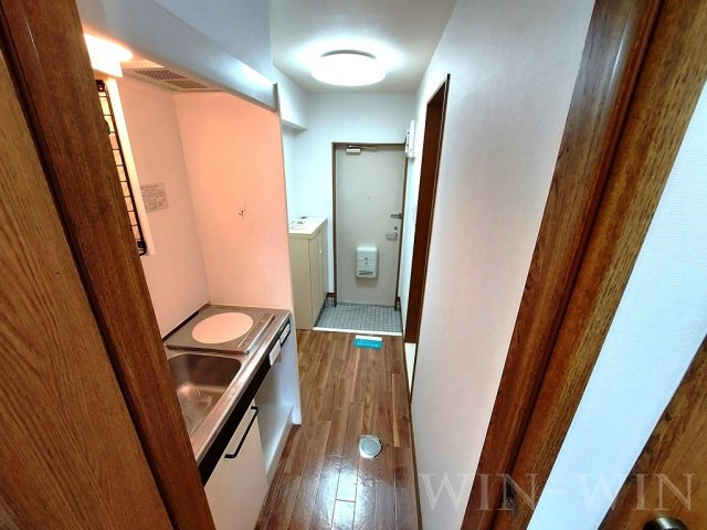 ウイングコート東小池 A棟のキッチン