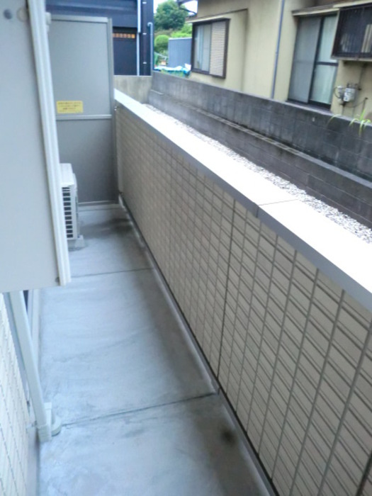 【バルコニー】