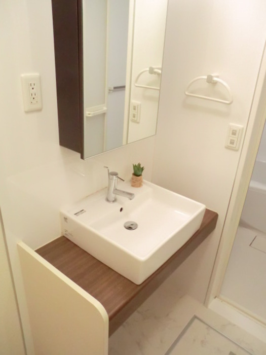 【洗面所】