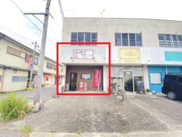 ナカミセ店舗　1階