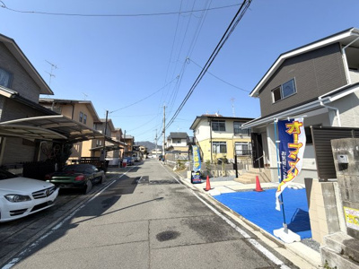 【前面道路含む現地写真】 | 岩倉花園町　新築戸建【2026年3月完成】