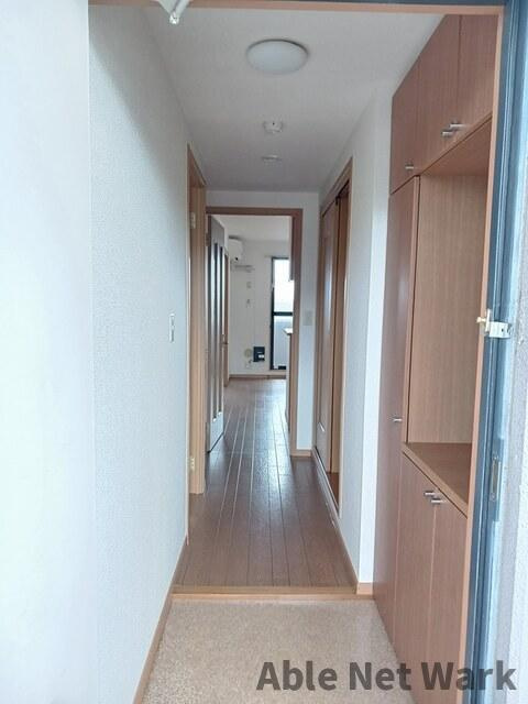 エストレーノｋｏｅｉの玄関|シューズボックス付き