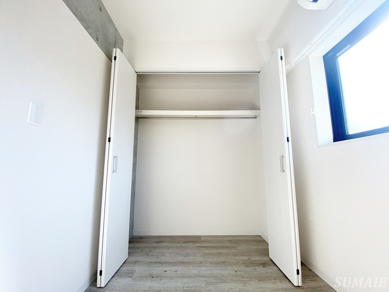 プラチナフォルム駒込の収納|洋室のクローゼットです☆