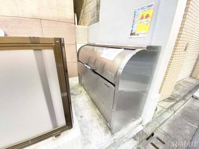プラチナフォルム駒込のその他共用部分|敷地内ゴミ置き場です☆