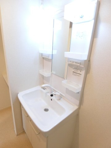 【独立洗面台】 | Royal Life