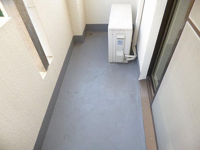 MTビルのバルコニー