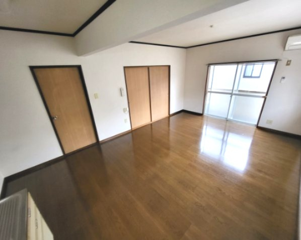 【居間・リビング】