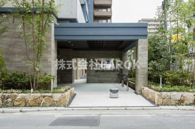 福岡市中央区清川２丁目の賃貸マンションのエントランス