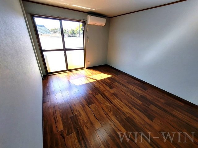 グランデージSuzuranの居間・リビング