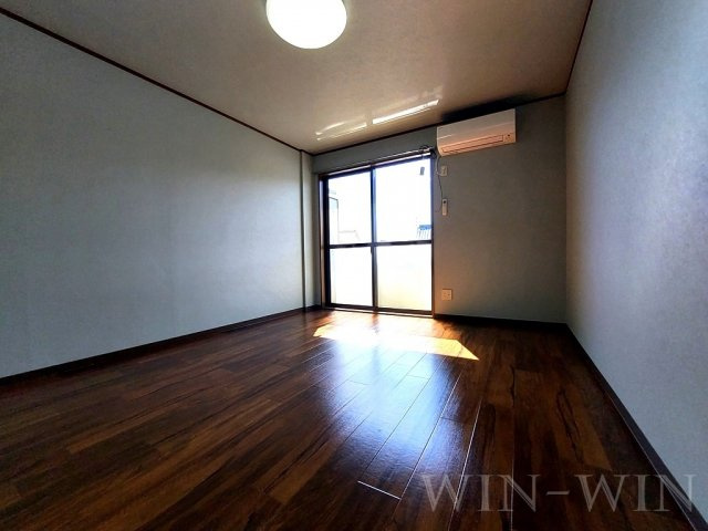 グランデージSuzuranの居間・リビング