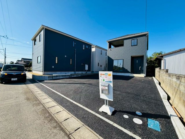 クワイエ　羽島市上中町長間第2　全3区画分譲の駐車場|■駐車場　■ヤマダ不動産　株式会社リライフ　
■夢のマイホーム購入をフルサポートします！