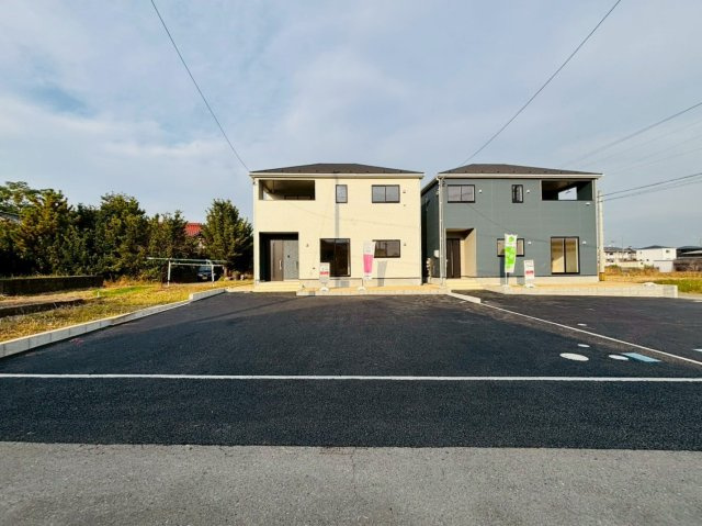 クワイエ　羽島市上中町長間第2　全3区画分譲の駐車場|■駐車場　■ヤマダ不動産　株式会社リライフ　
■夢のマイホーム購入をフルサポートします！