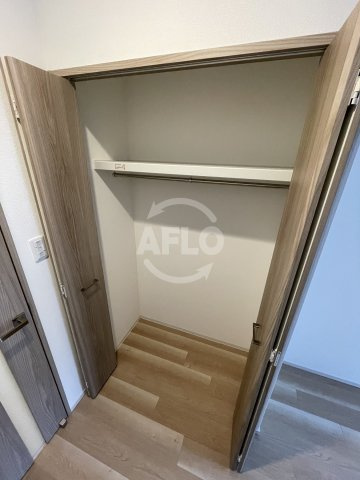 スプランディッド中之島WESTの収納|スプランディッド中之島WEST　クローゼット