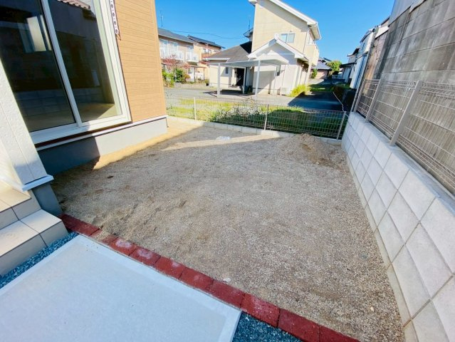 リーブルガーデン／北区麻生田第七／２号棟の庭