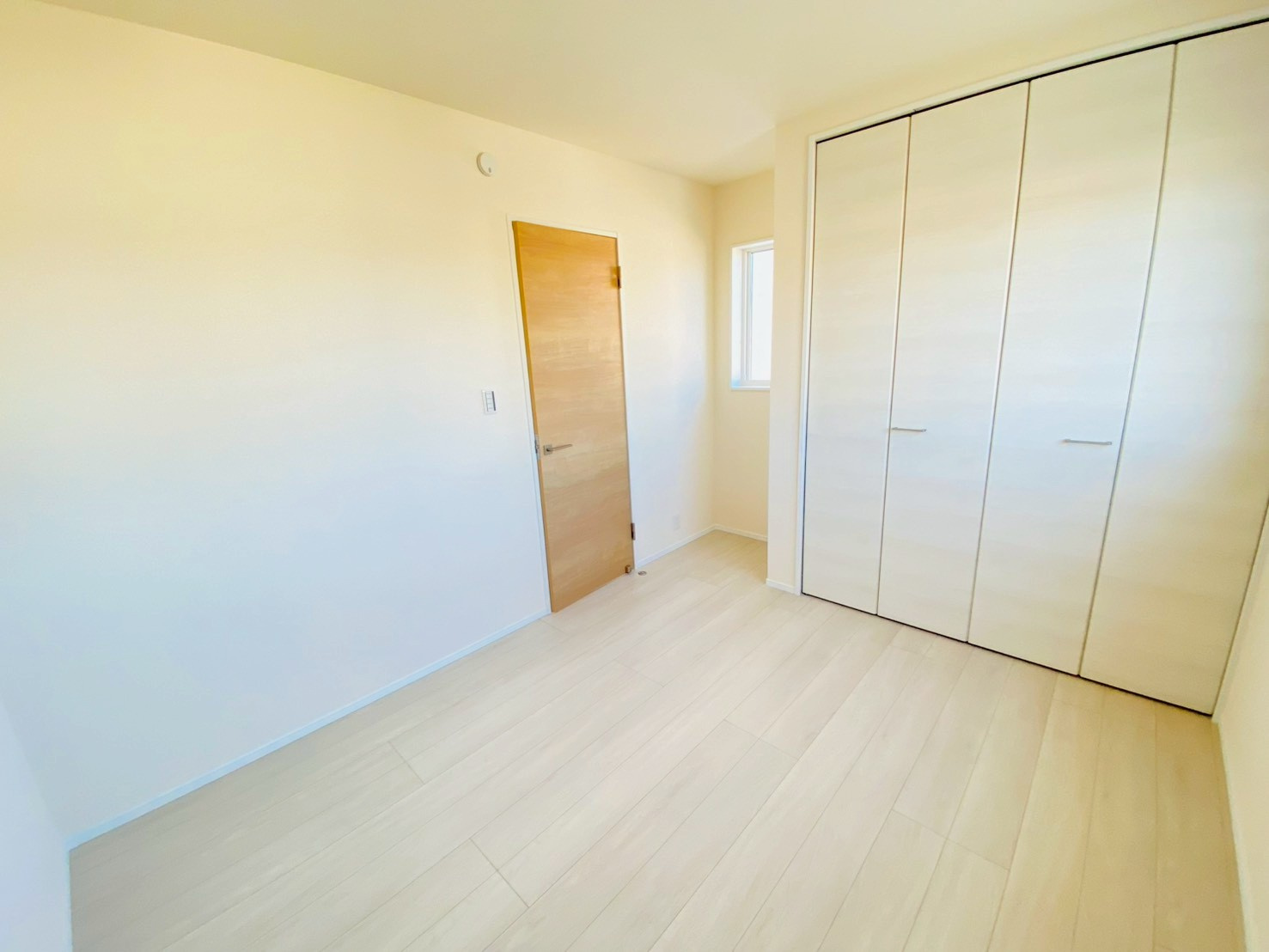 リーブルガーデン／北区麻生田第七／２号棟の洋室