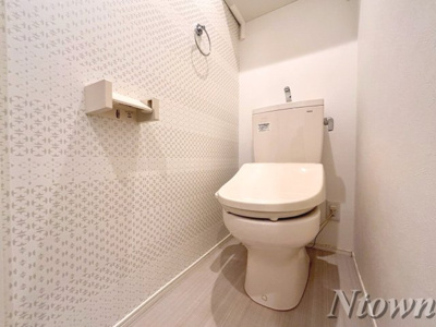 【トイレ】 | BLUE GARDEN | 落ち着いた色調のトイレです