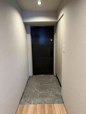 ザ・プラセシオン金山の玄関|下足入は収納豊富です