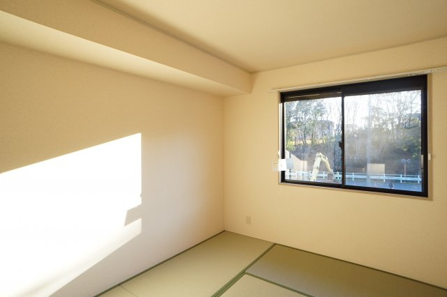 クレスト藤ヶ丘Bの和室