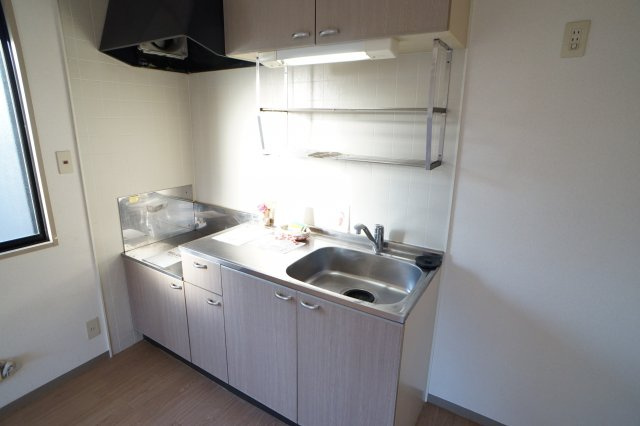 クレスト藤ヶ丘Bのキッチン