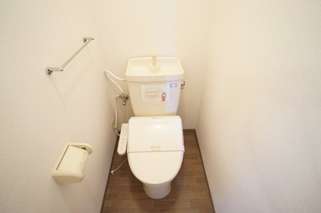 クレスト藤ヶ丘Bのトイレ