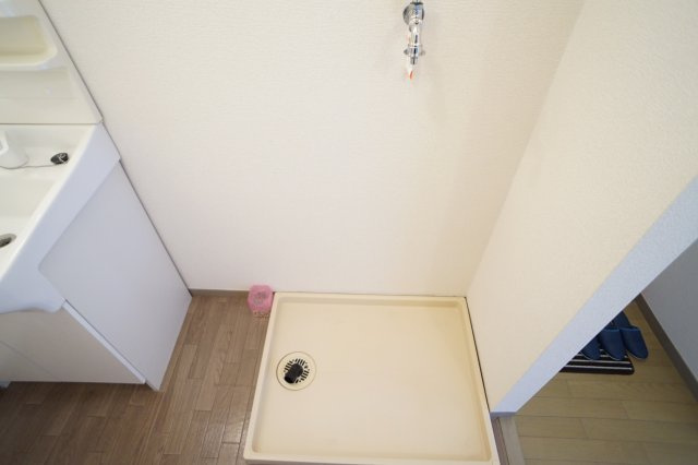 クレスト藤ヶ丘Bの設備|洗濯機置場