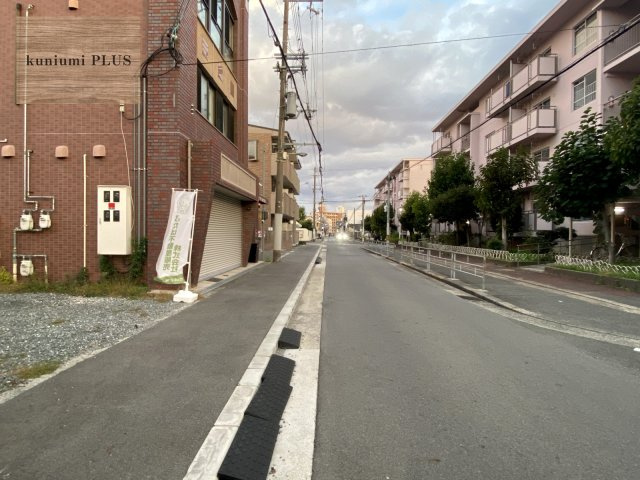 大阪市都島区毛馬町5丁目の前面道路含む現地写真